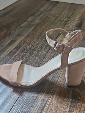 Circus by Sam Edelman Women's Tan Suede Leather Heeled Sandals. Size 10‎
